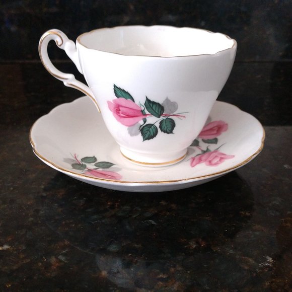 PINK ROSE GOLD TRIM GROSVENOR BONE CHINA ENGLAND TEACUP SAUCER SET SCALLOPED - Picture 3 of 14